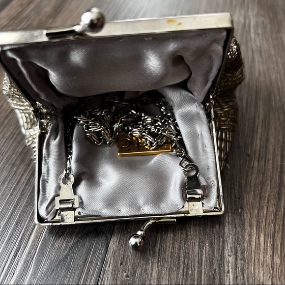 Cache Vintage Sequence Crossbody Mini Coin Purse - Picture 3 of 15